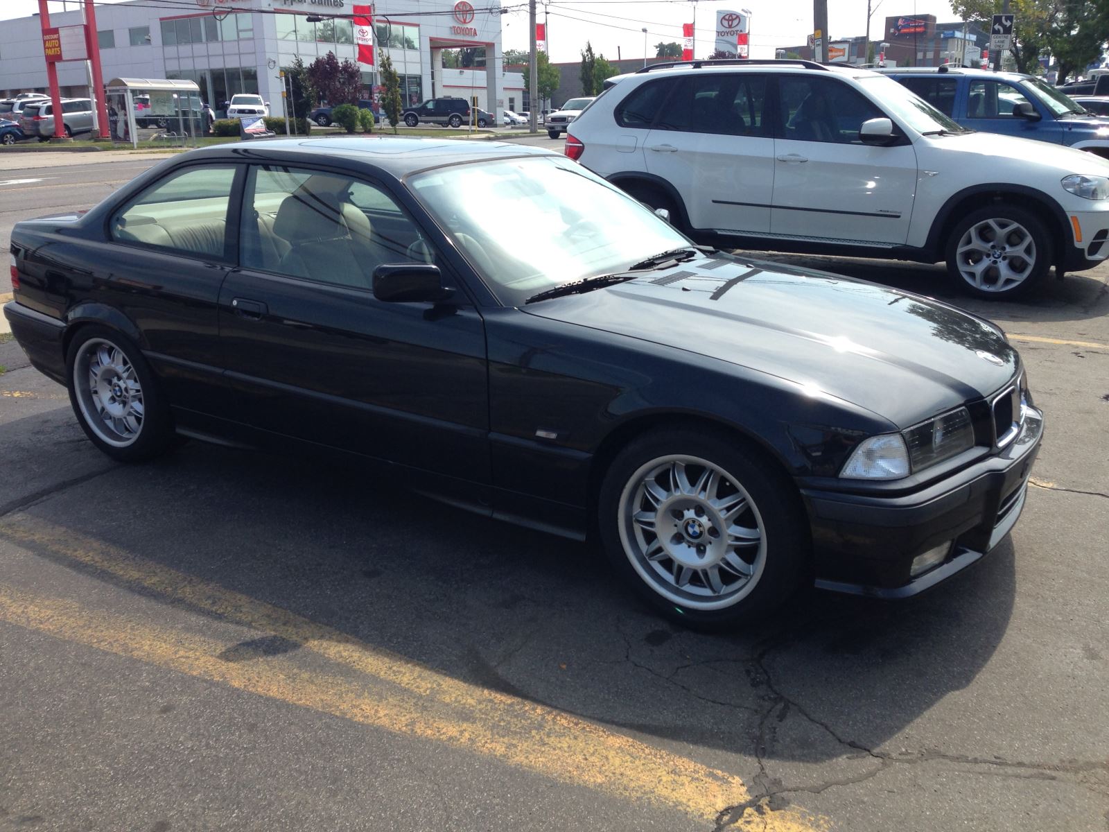 1995 BMW 318i - Brand new